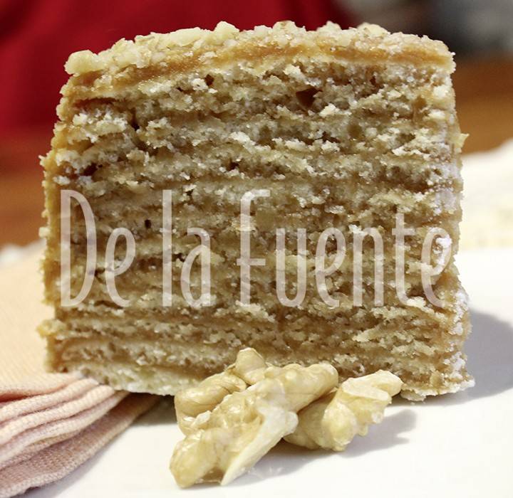 Torta de Panqueque Manjar - Nuez